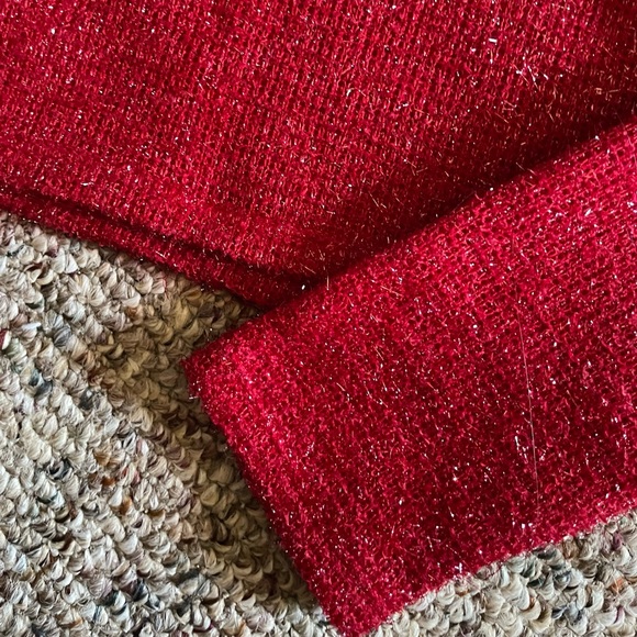 Red glittery cropped sweater - Picture 3 of 4